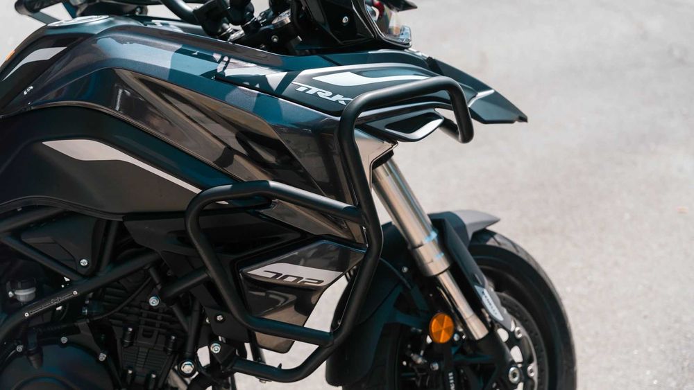 Benelli TRK 702 c/ Cases e crashbar