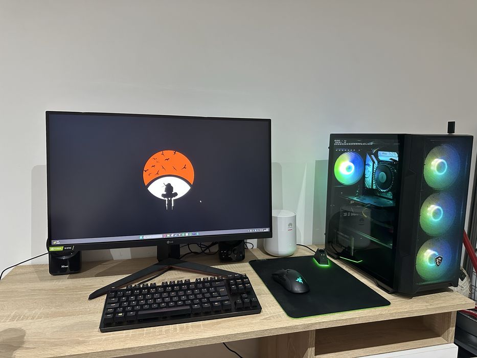 Setup Gaming Completo i5 14ª Gen / 32GB DDR5 / LG UG 27” 2K 165Hz / Perifericos Razer