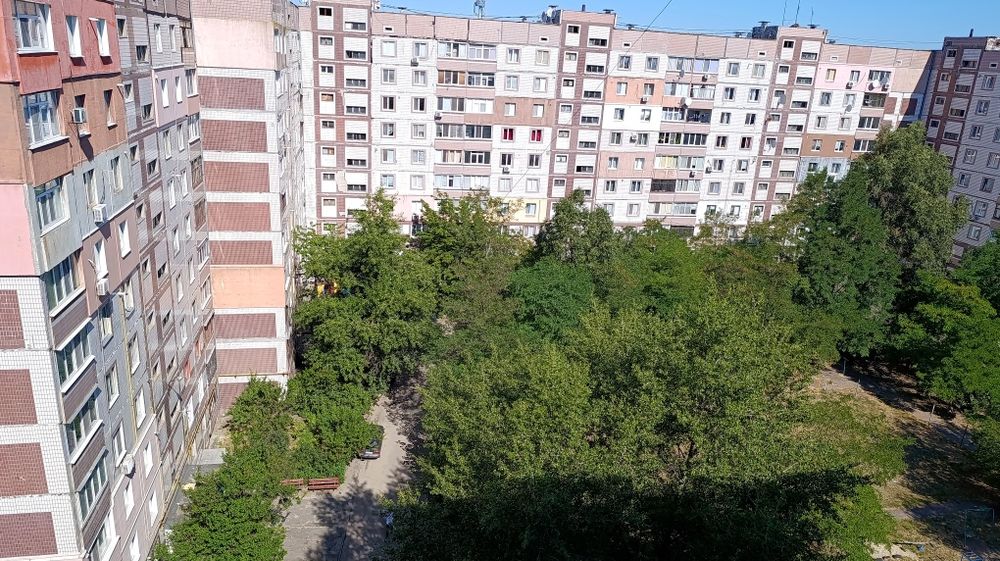 Продам 3 кімнатну квартиру на Лівому березі 4 мікрорайон