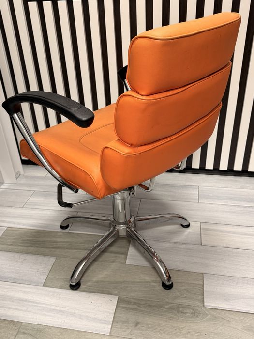 Крісло перукарське