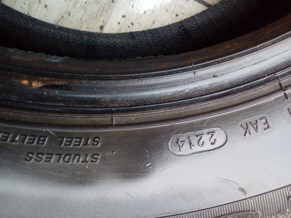 Sprzedam opony wielosezonowe 215/65/16 używane