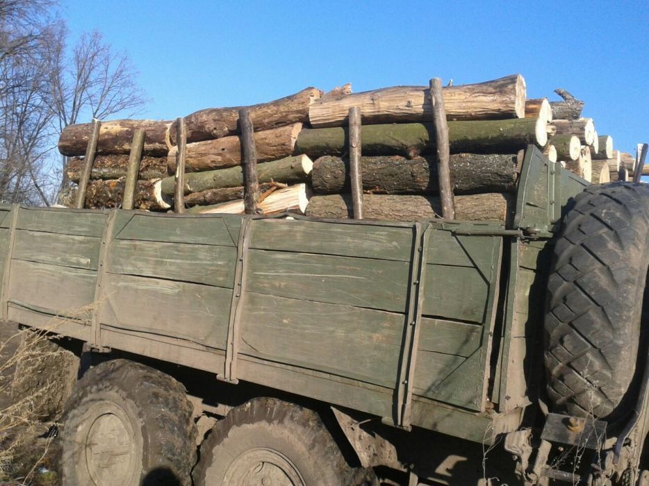 Дрова дуб граб безкоштовна доставка від 1.5 складометра