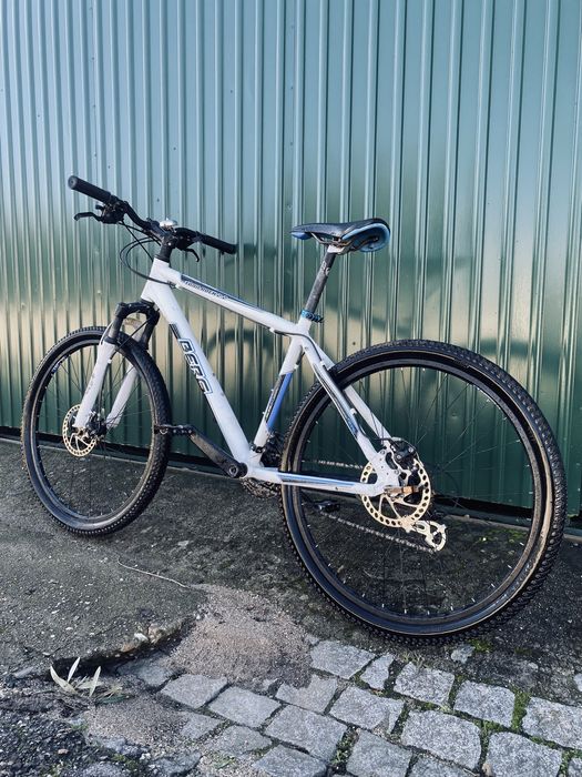 Bicicleta de Motanha BTT