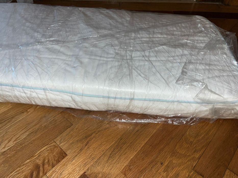 Colchão, edredão e cobertor