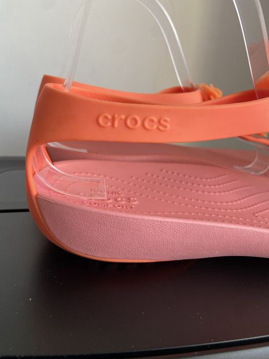 Japonki sandały Crocs Serena  Embellish Flip r.  41/42 W10