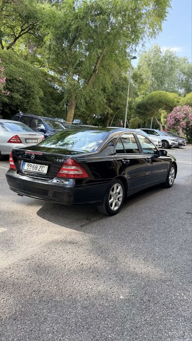 Mercedes C220, gasoleo , 265 mil kms