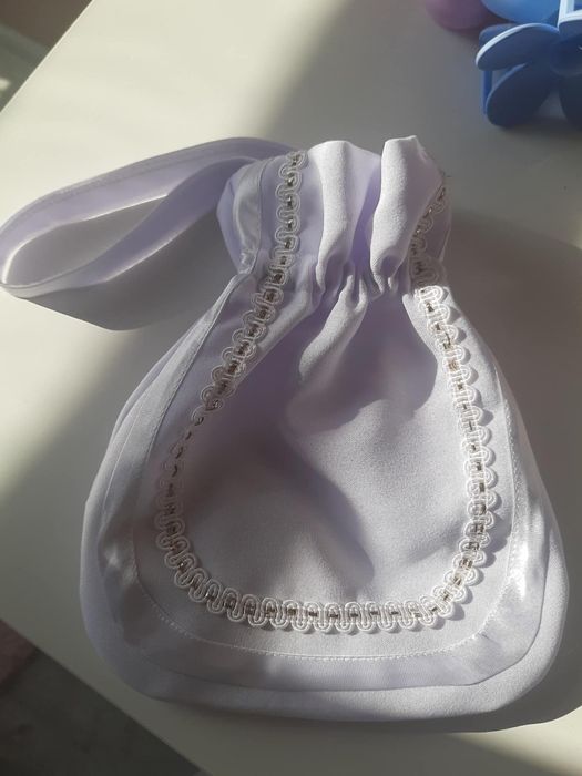 Sprzedam zestaw komunijny tak jak we zdjeciach