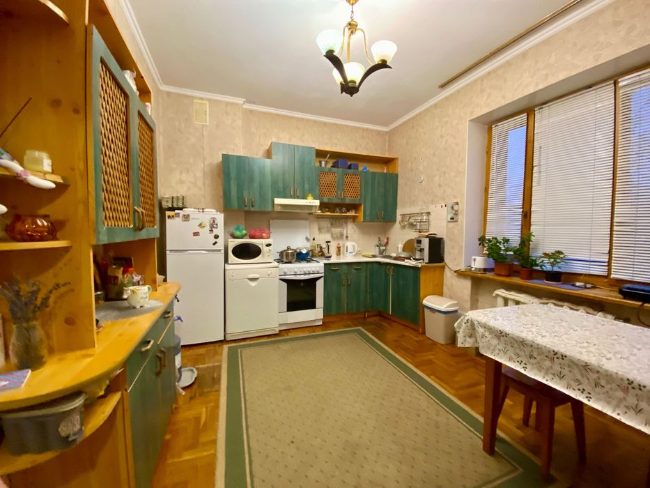 Продается добротный 2 этажный дом в Широкой балке с участком 10 сот.С2