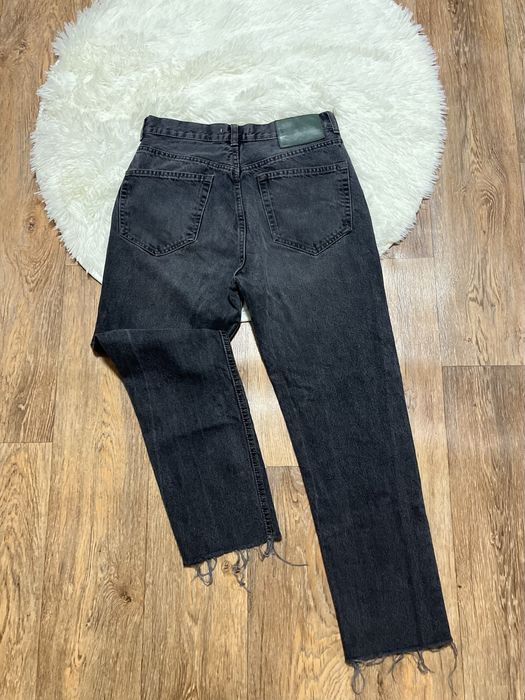 Жіночі джинси сірі pull and bear