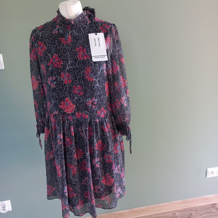 śliczna nowa sukienka -NAF NAF-rozmiar-38-m