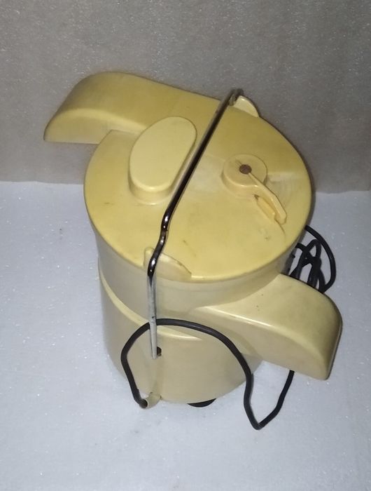 Электро соковыжималка шинковка СВП 2У4