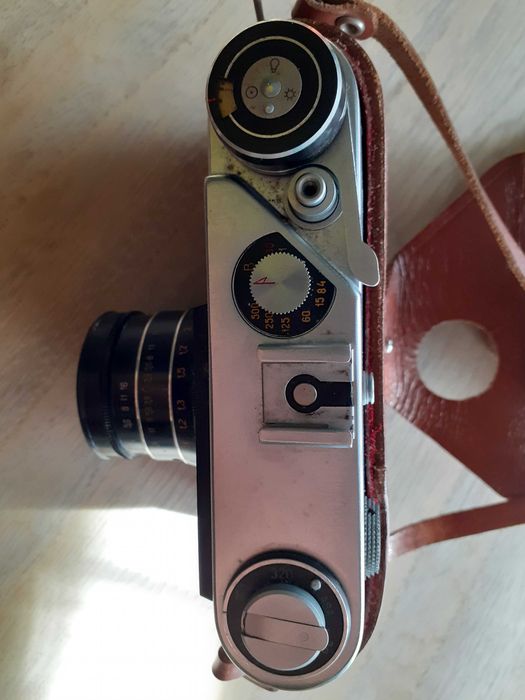 aparat fotograficzny FED 5B z futerałem