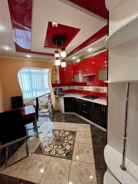 Продається простора та затишна 2кім квартира,в гарній локації!