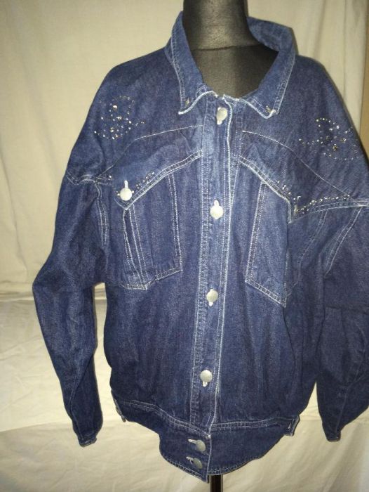 Śliczna kurtka jeans,damska