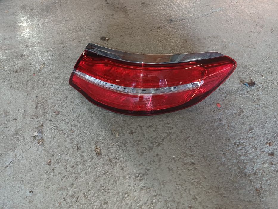 Lampy prawy tyl glc coupe 253