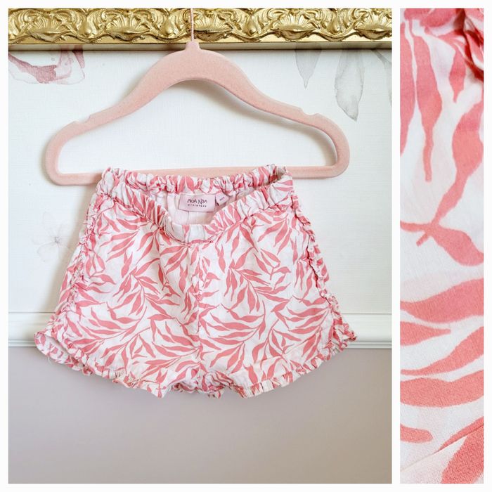 Krótkie spodenki 74 w listki z falbankami skandynawska marka scandi