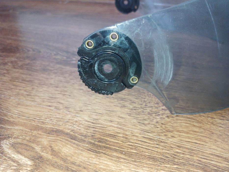 Скло для мотошолома