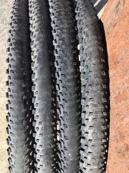 Шина велосипедна