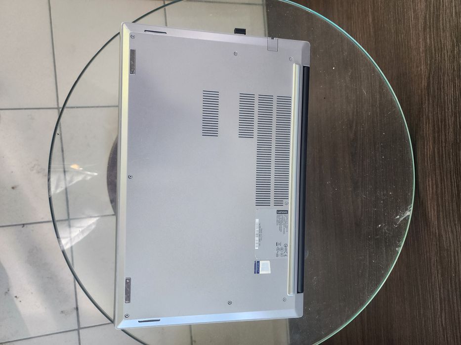 Продам ноутбук Ленова E15 i7 -10510U