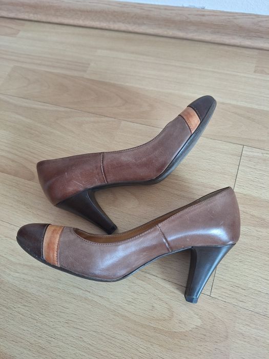 Buty na obcasie 36