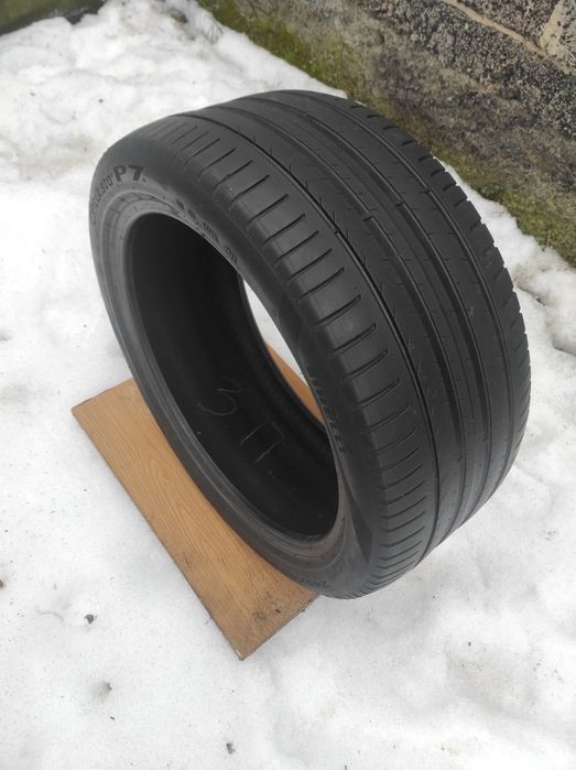 Продам шини 2 шт