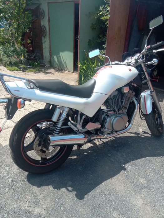 Motocykl Suzuki VX 800
