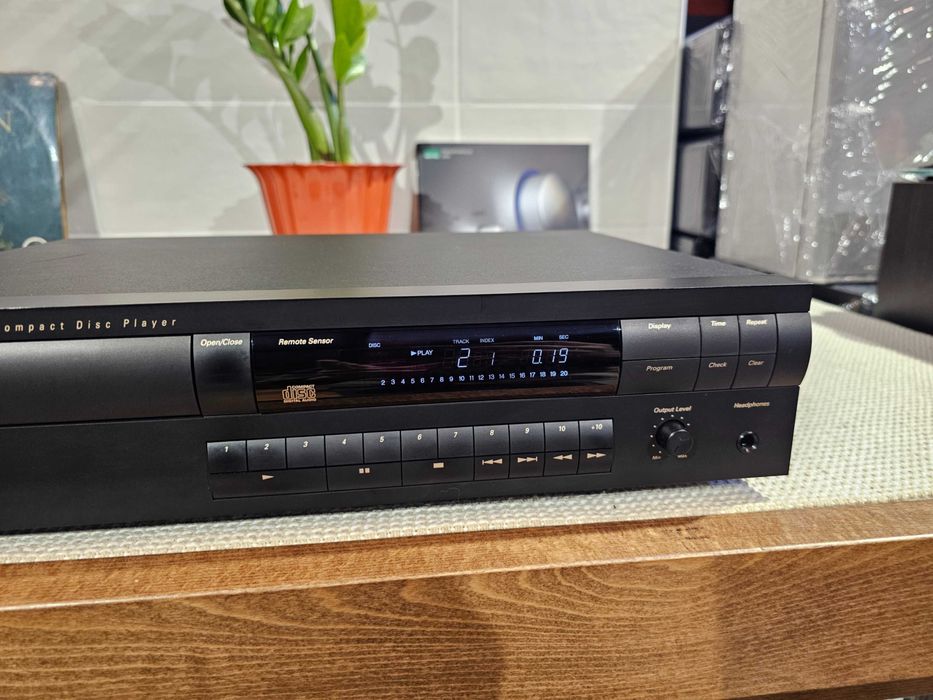 CD-програвач Harman/kardon HD 7625 4 x PCM61P – SM5840 KSS-210A