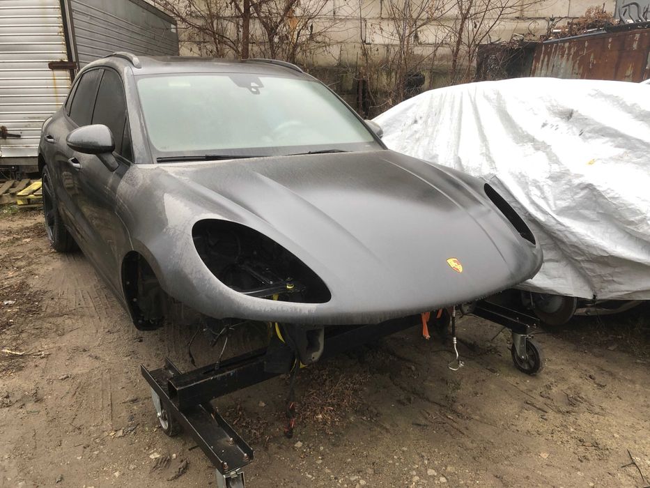 Капот голий Porsche Macan 15-18 Porsche Macan 95B II S GTS