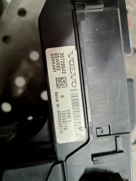 Moduł CEM Volvo XC70 XC90 s60