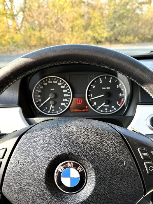 Продам BMW 3 E90 2007р