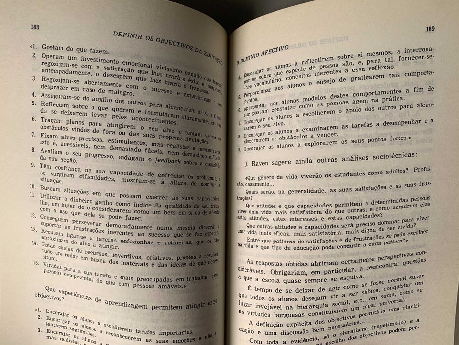 Definir os Objectivos da Educação