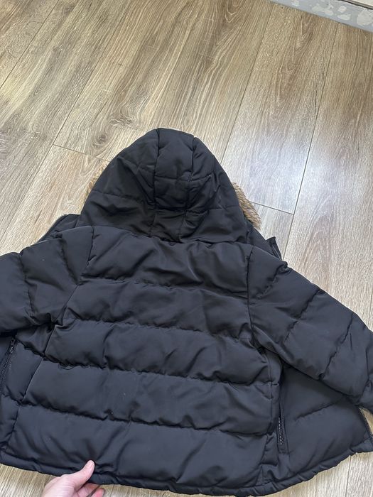 Зимова куртка для хлопця 116/122 розмір чорна