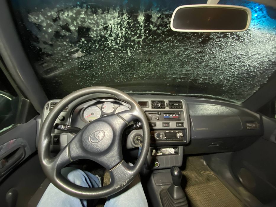 Продам Toyota rav4 ( равлик)