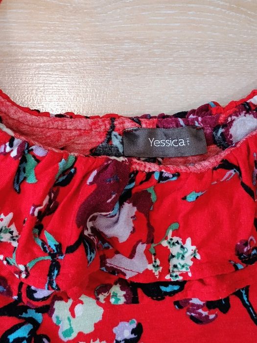 Bluzka na ramiączkach rozm.M/L C&A