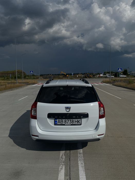 Dacia logan mcv 2014 рік