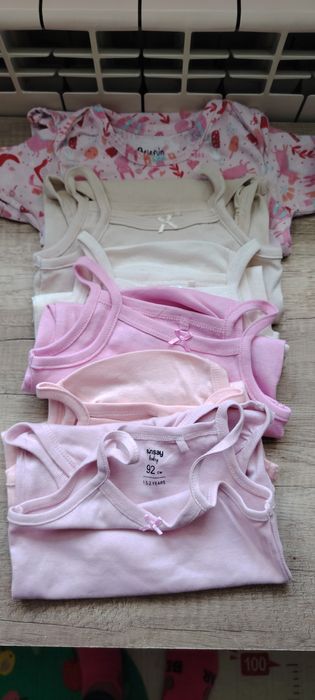 Ubranka dziewczynka 92