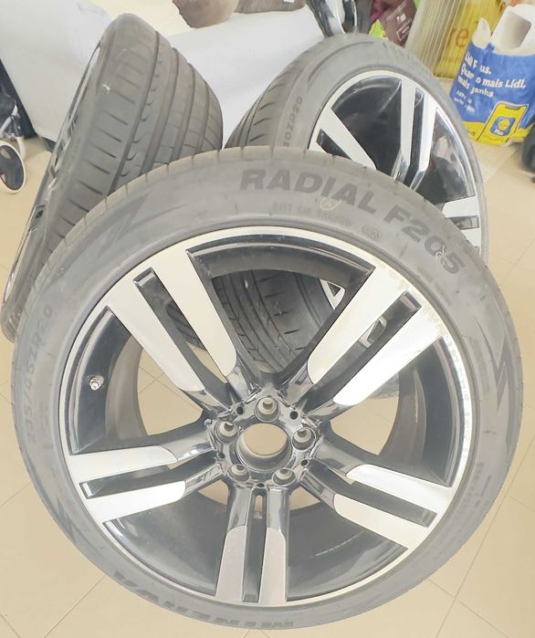 Conjunto Jante Original  235/245 45 ZR20 com Pneu de Mercedes Benz GLK