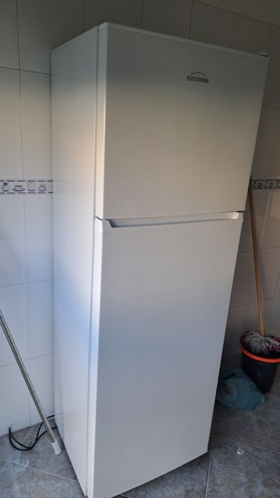 Frigorífico Cadeirão Relax Massagem Cadeira Banho Andarilho Etc