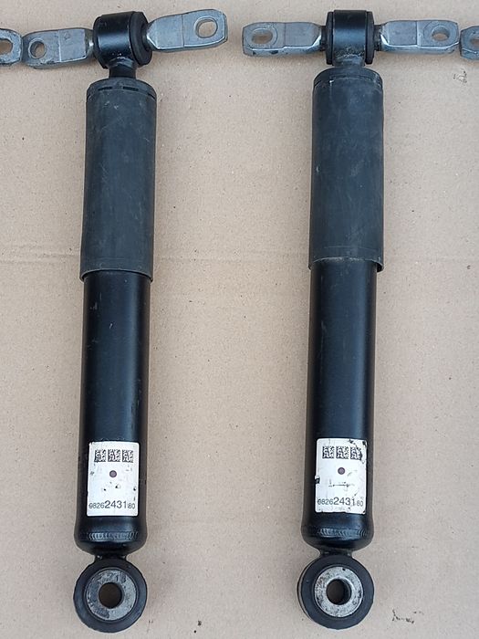 Амортизатори задні оригінальні Пежо Ріфтер, Сітроєн Берлінго 2017-25р.