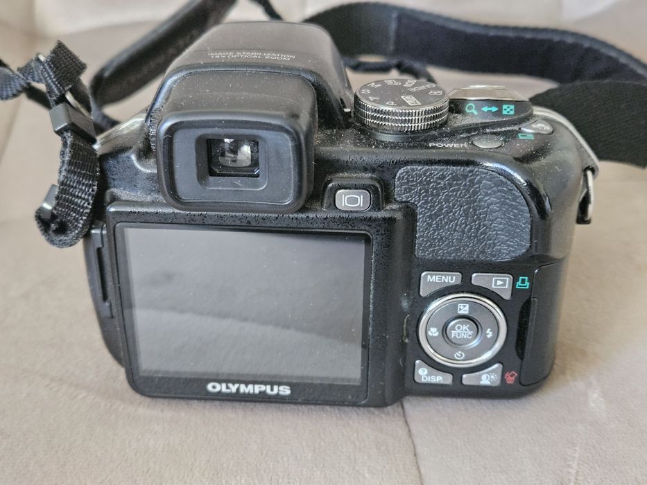 Olympus SP-560uz aparat cyfrowy