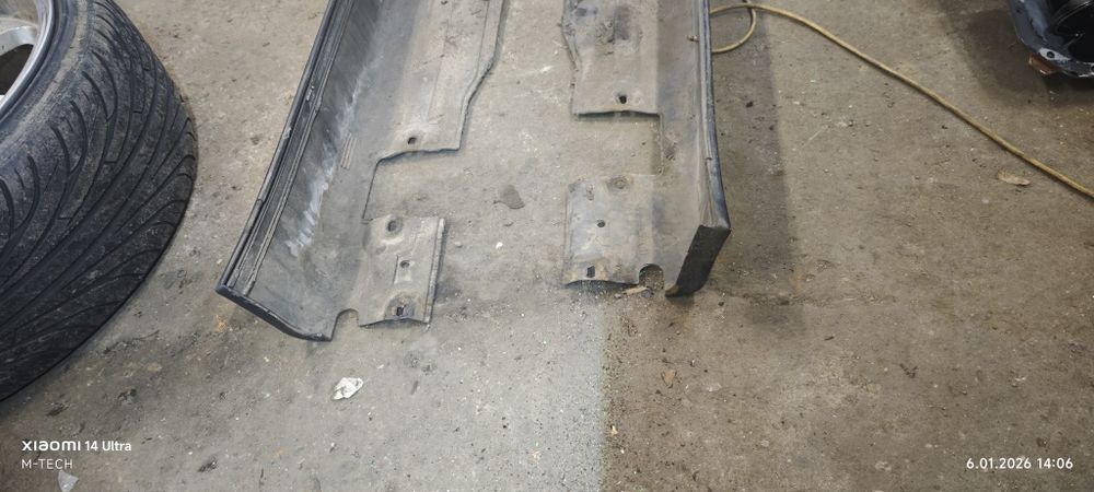 Nakładki na progi BMW E38 long po lift 750il