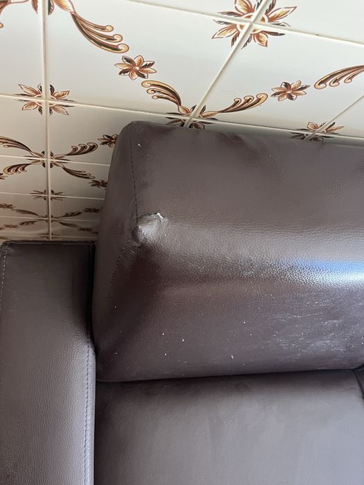 Conjunto sofas 3 lugares e 1 lugar