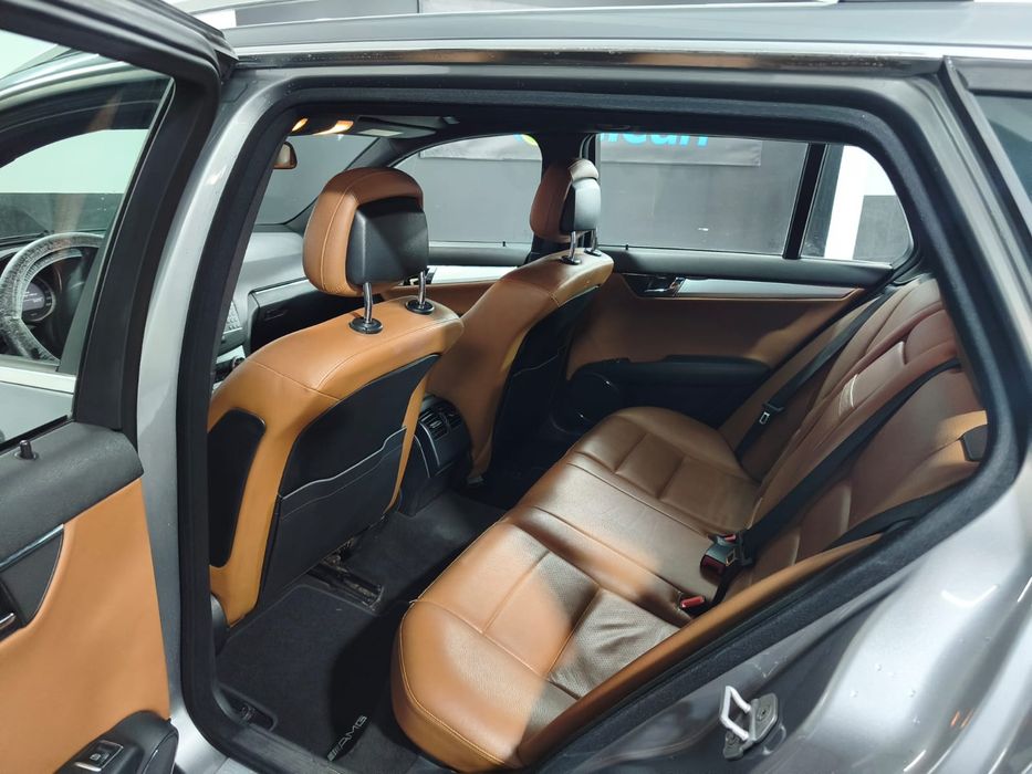 Carrinha  Mercedes c220