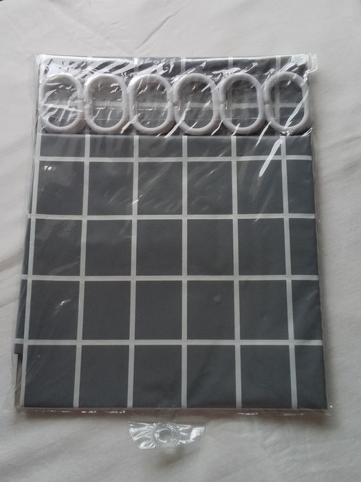 Шторка для ванної кімнати