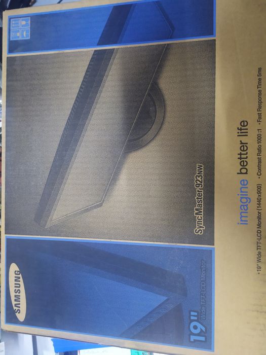 Монітор SAMSUNG 19"