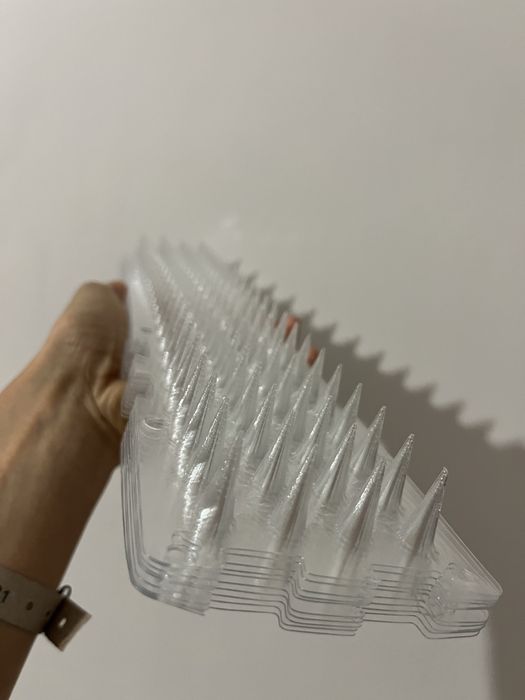 Acessorio plastico para afugentar pombos