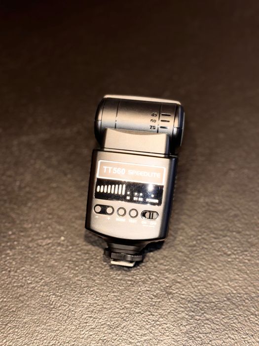 Sony A7ii + 50mm FÉ + tamron 28-74 + mochila e extras