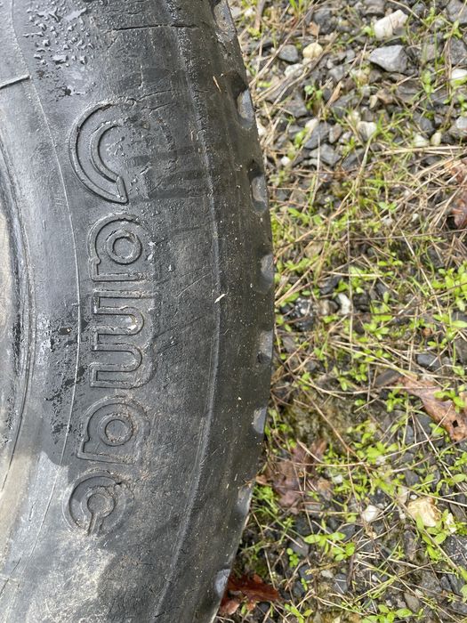 Pneu 750/ 16 para reboque agricola