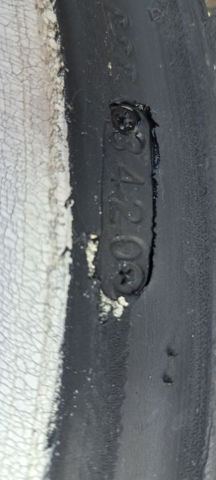 Shinko SR 777 H.D. para opon .  biale boki