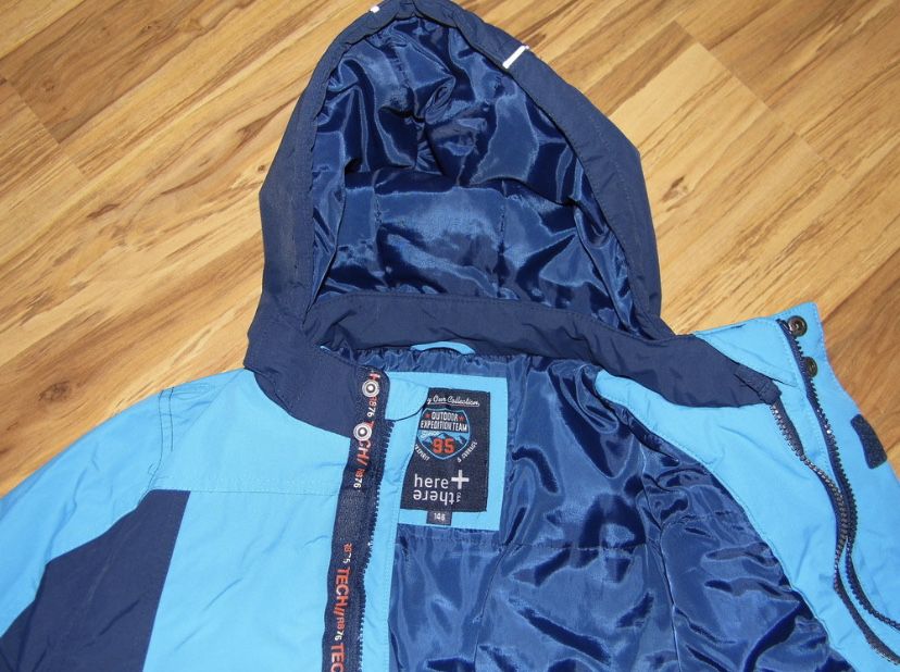 Куртка Деми C&A (Германия) на 7-8 л